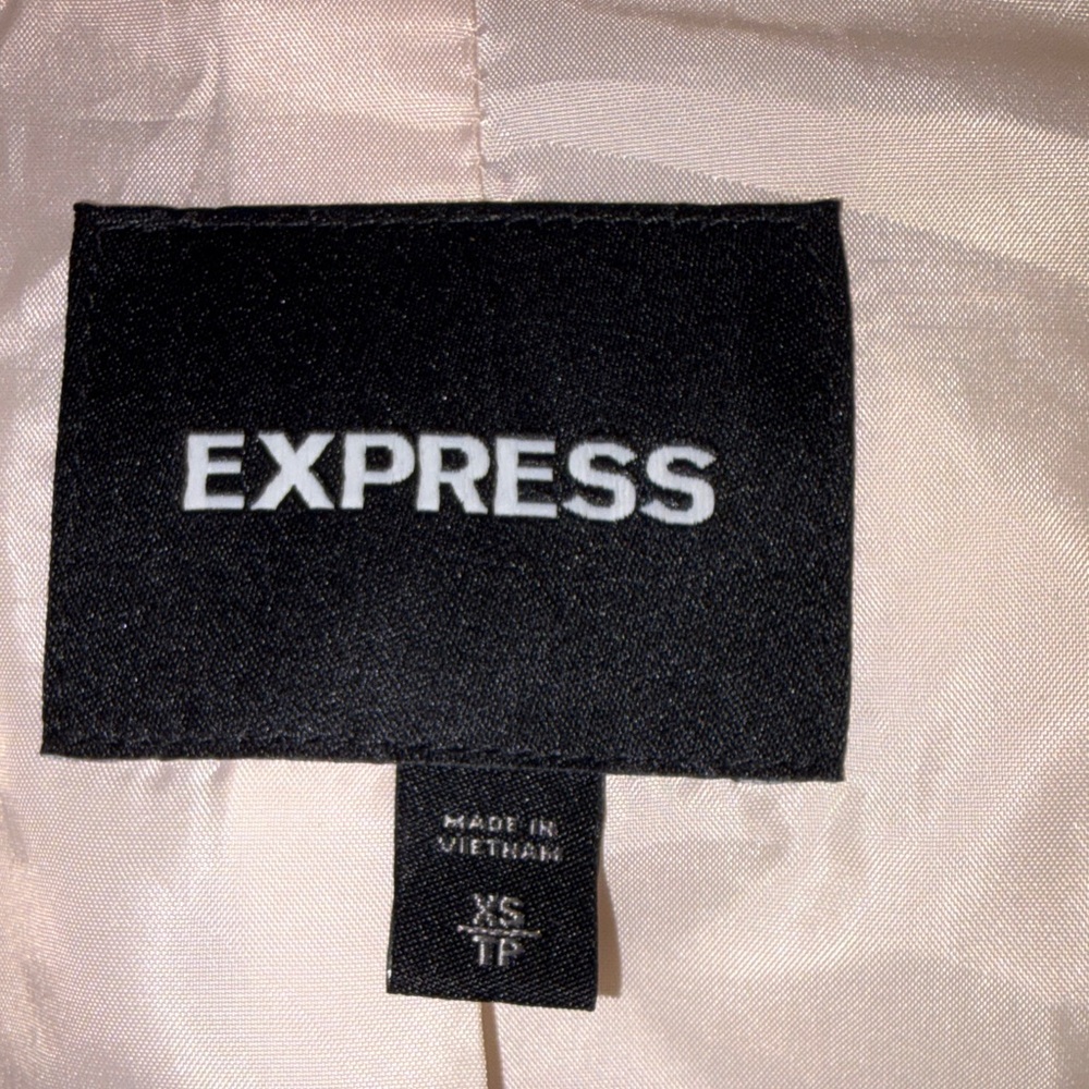 Express Women's Cream Leather Jacket - Picture 4 of 5